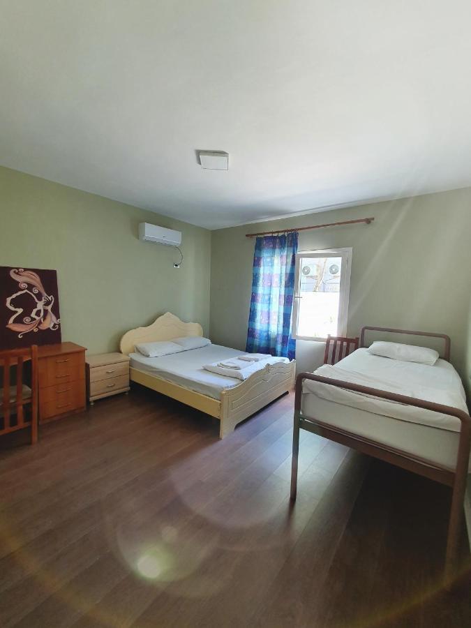 Klerichi Hotel Тирана Экстерьер фото
